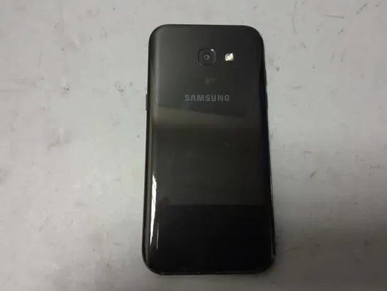 SAMSUNG A5 (SM-A520F) SMARTPHONE