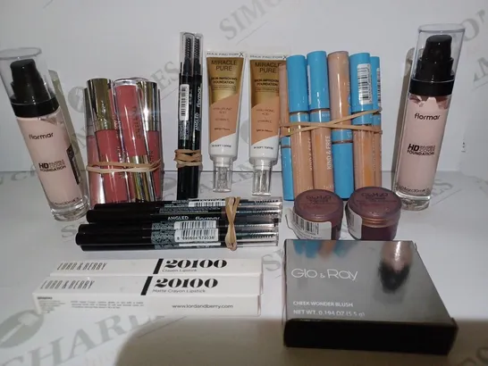 LOT OF APPROX 20 ASSORTED BEAUTY PRODUCTS TO INCLUDE CHEEK WONDER BLUSH, FOUNDATION, LIP BOOSTER, ETC 