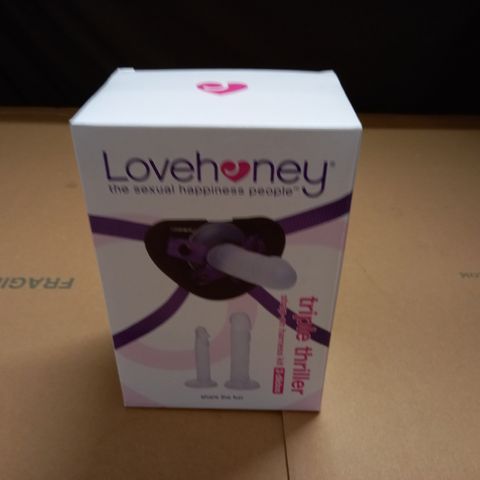 BOXED LOVEHONEY TRIPLE THRILLER STRAP ON HARNESS KIT WITH 3 DILDOS