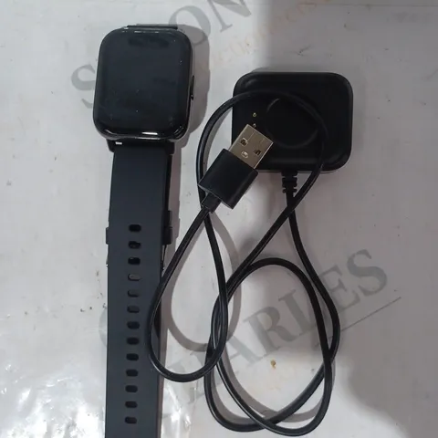 BOXED MOLOCY SMART WATCH