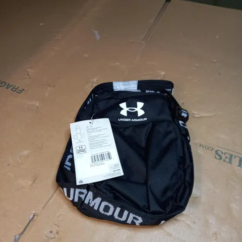 BLACK UNDER ARMOUR CROSSBODY BAG 