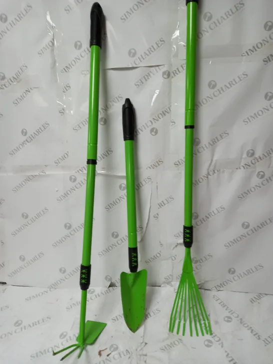 3 PIECE GARDENING SET