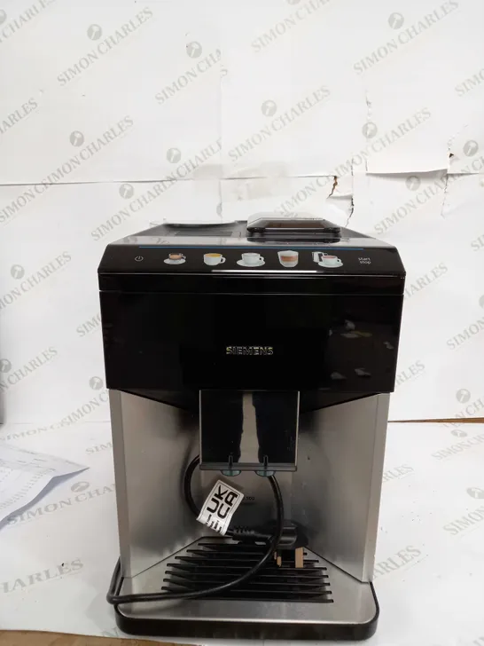 SIEMANS EQ500 COFFEE MACHINE RRP £599