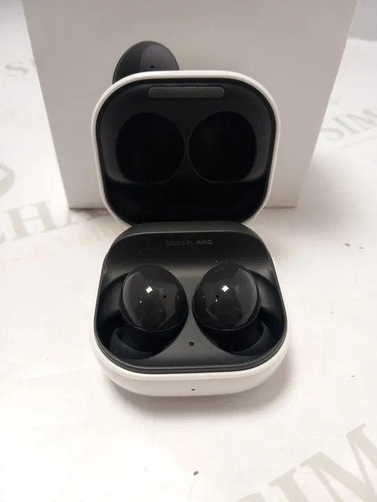 BOXED SAMSUNG GALAXY BUDS 2 EAR BUDS