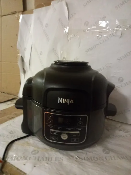 NINJA FOODI MINI MULTI-COOKER OP100UK AIR FRYER