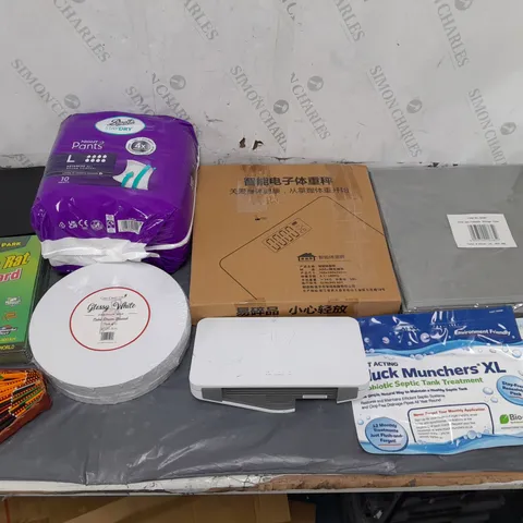 BOX OF APPROXIMATELY 15 ASSORTED HOUSEHOLD ITEMS TO INCLUDE NIGHT PANTS, MOUSE&RAT GLUE BOARD, AND BODY SCALES ETC. 