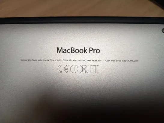 APPLE MACBOOK PRO (A1398 MID 2014)