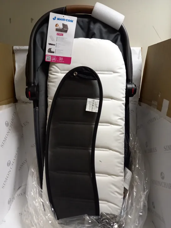 BOXED MAXI-COSY ORIA CARRY COT 