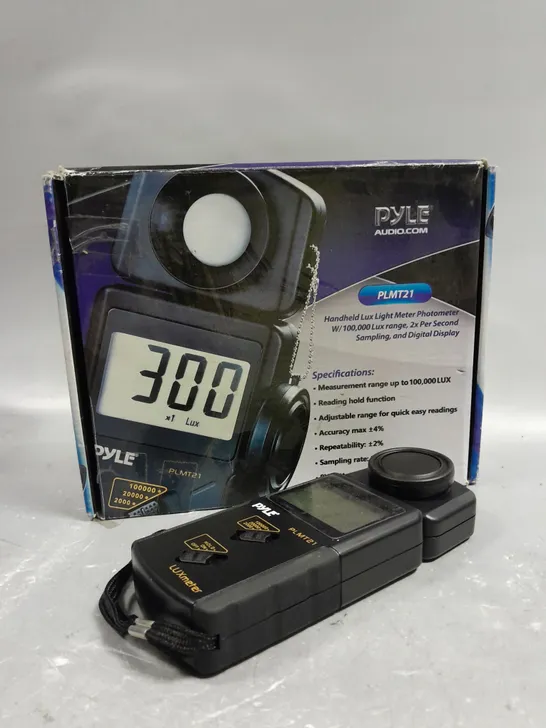 PYLE PLMT21 HANDHELD LUX LIGHT METER PHOTOMETER