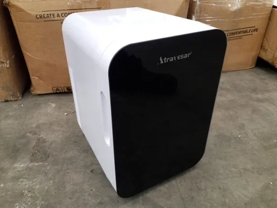 BOXED ATRAVESAR LL-10AL MINI FRIDGE