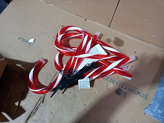 FESTIVE SET OF OUTDOOR CANDY CANE STAKES