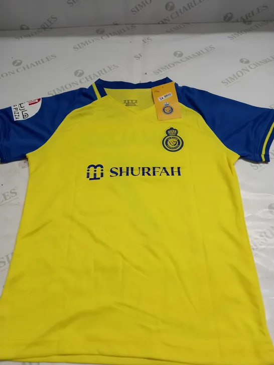 AL NASSR HOME SHIRT WITH RONALDO 7 ON THE BACK SIZE 24