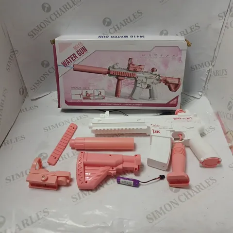 BOXED M416 WATER GUN WITH BATTERY AND USB CHARGING CABLE 