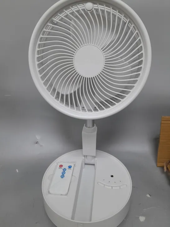 BOXED BELL & HOWELL OSCILLATING FOLDING RECHARGEABLE FAN, WHITE