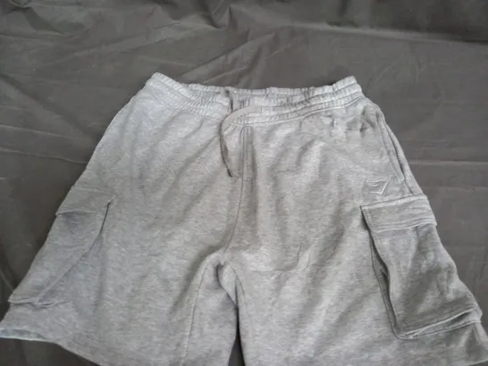 GYMSHARK SHORTS SIZE MEDIUM