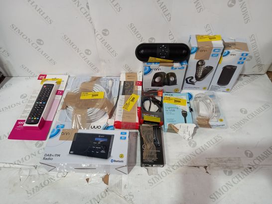 LOT OF ASSORTED ITEMS TO INCLUDE SPEAKERS, RADIOS AND LANDLINE PHONE
