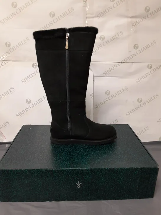 EMU AUSTRALIA LADIES BLACK WATERPROOF KNEE HIGH BOOTS SIZE 7