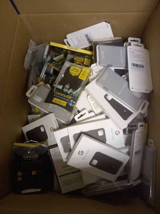 LARGE BOX OF APPROX 100 ASSORTED PHONE CASES TO INCLUDE GOOGPLE PIXEL 4, SAMSUNG GALAXY J3, SAMSUNG GALAXY S20+ ETC