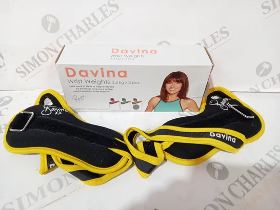 BOXED DAVINA WRIST WEIGHTS (2 X 0.5KG)