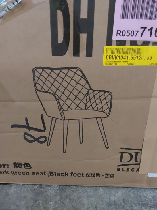 BOXED CASUAL CHAIR IN DARK GREEN/BLACK (1 BOX)