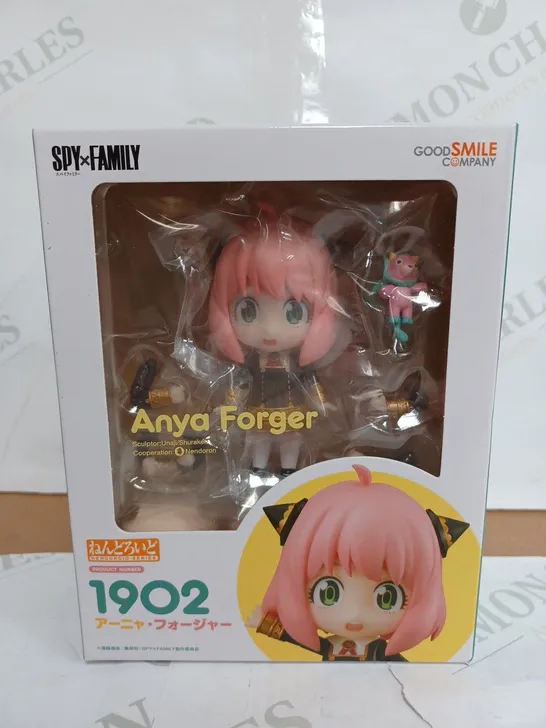 BOXED GOOD SMILE COMPANY 1902 ANYA FORGER FIGURE