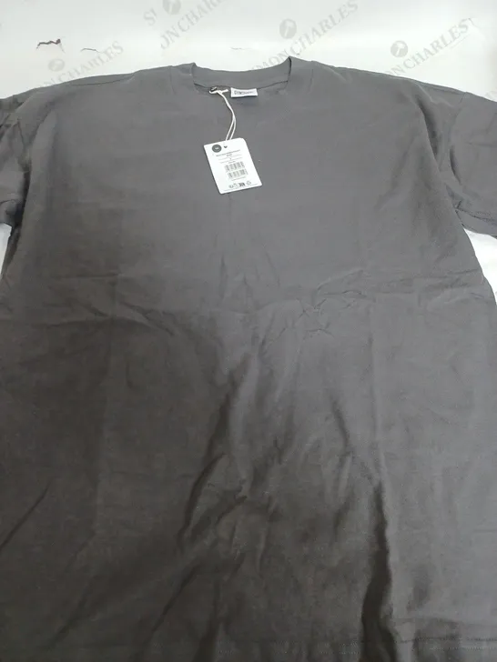 GYMSHARK REST DAY DARK GREY T-SHIRT - MEDIUM