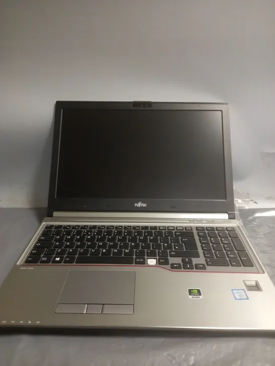 FUJITSU CELSIUS H770 LAPTOP