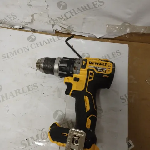 DEWALT DCD996N 18V XR 3-SPEED BRUSHLESS HAMMER COMBI DRILL (BODY ONLY)