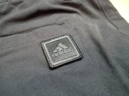 ADIDAS BLACK COMMUTER PANTS - SIZE W32/L34