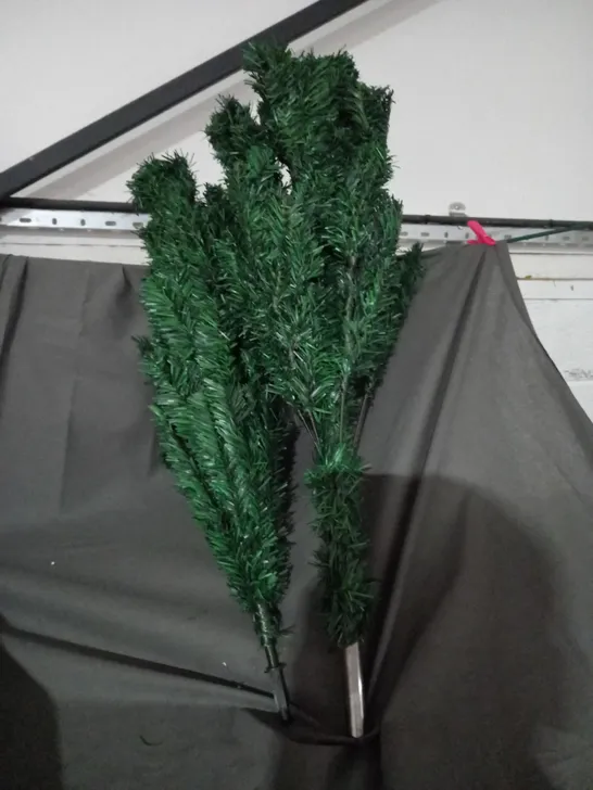 ARTIFICIAL CHRISTMAS TREE BRANCHES 