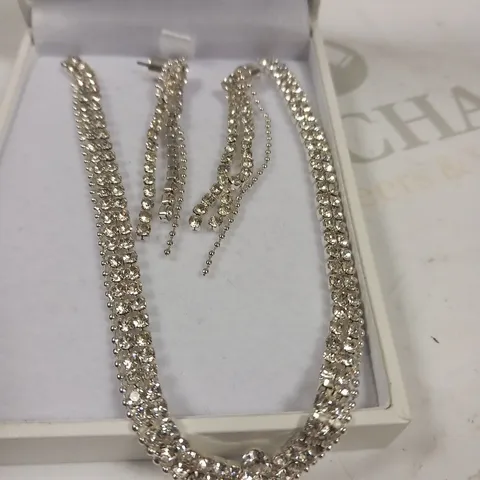 BOXED HENRYKA NECKLACE AND EARRING SET