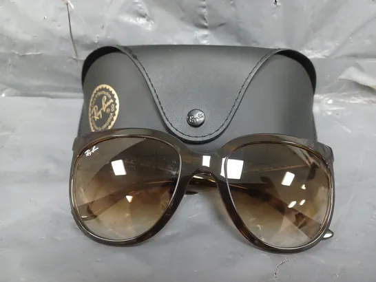 RAY-BAN CATS 1000 SUNGLASSES - LIGHT HAVANA