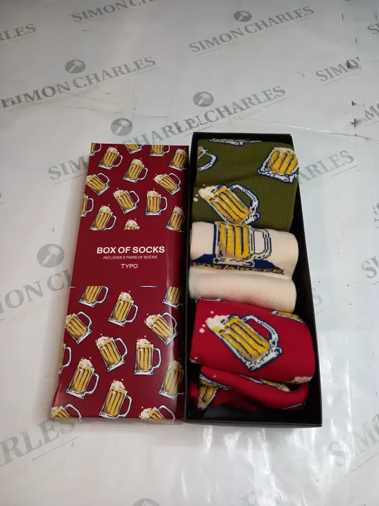 TYPO BOXED 5 X PAIRS OF SOCKS 