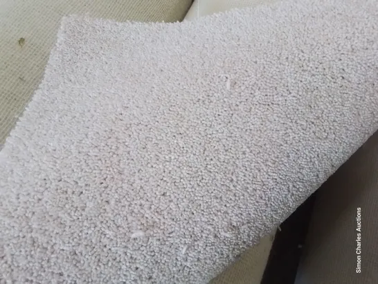 ROLL OF QUALITY DIMENSIONS PLAINS 500Z CARPET APPROXIMATELY 4M × 3.13M