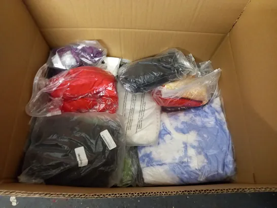 LARGE QUANTITY OF ASSORTED BAGGED CLOTHING ITEMS 