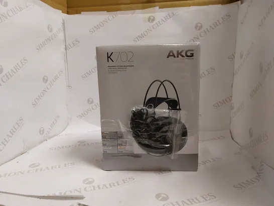 AKG K702