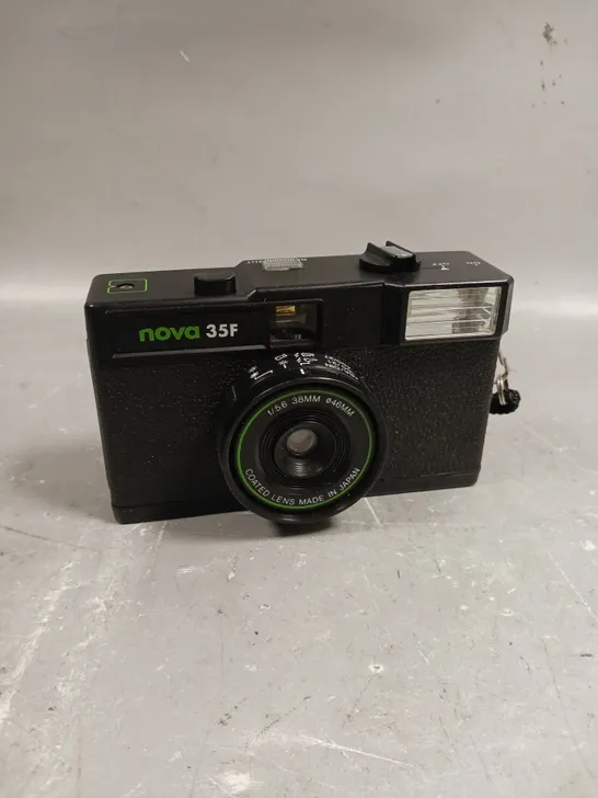 NOVA 35F RETRO CAMERA 