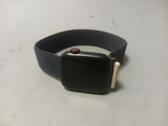 APPLE WATCH SERIES 9 (41mm) (NO STRAP)