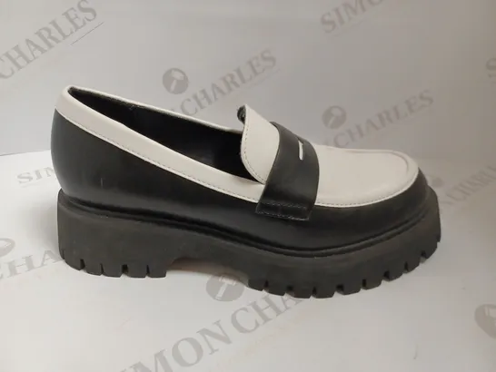 KOI VEGAN BIRCH MONOCHROME LOAFERS - BLACK/WHITE SIZE 6