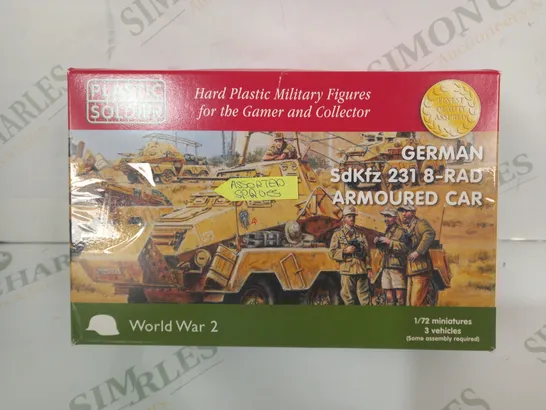 PLASTIC SOLDIER WORLD WAR 2 GERMAN SDKFZ 231 8-RAD ARMOURED CAR HARD PLASTIC MODEL