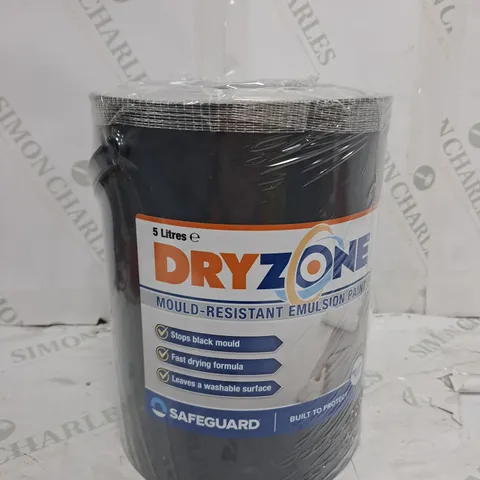 DRYZONE ANTI MOULD PAINT (5 LITRE, WHITE) - 5 YEARS PROTECTION AGAINST MOULD GROWTH ON WALLS AND CEILING. 50M² - 60M² COVERAGE - COLLECTION ONLY 