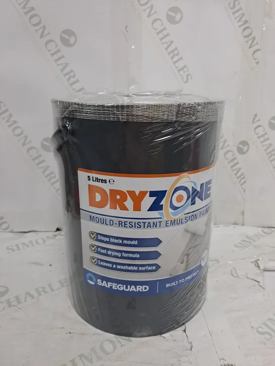 DRYZONE ANTI MOULD PAINT (5 LITRE, WHITE) - 5 YEARS PROTECTION AGAINST MOULD GROWTH ON WALLS AND CEILING. 50M² - 60M² COVERAGE - COLLECTION ONLY 