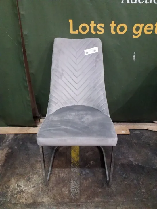 GREY VELVET DINING CHAIR