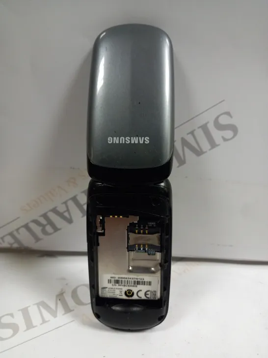 SAMSUNG GT-E1150I FLIP MOBILE PHONE 