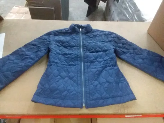 BOX OF APPROXIMATELY 7 WYNNELAYERS QUILTED REVERSIBLE JACKETS TWILIGHT BLUE - SIZE XS