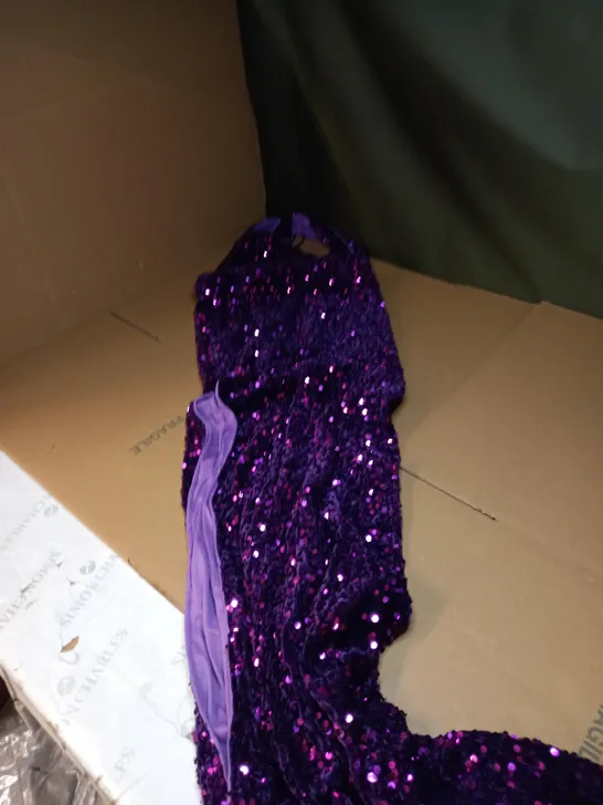 WOMENS SEQUIN SLEEVLESS DRESS SIZE UNSPECIFIED