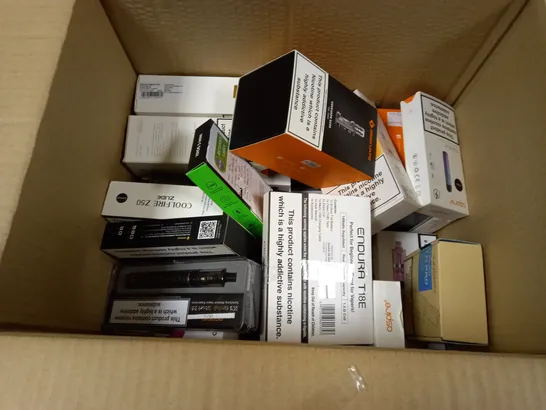 BOX OF APPROXMATELY 28 E-CIGARETTES AND LIQUIDS TO INCLUDE INNOKIN ENDURA T22 PRO, VAPORESSO XROS 3 MINI, GEEKVAPE S100 2ML 100W, ETC