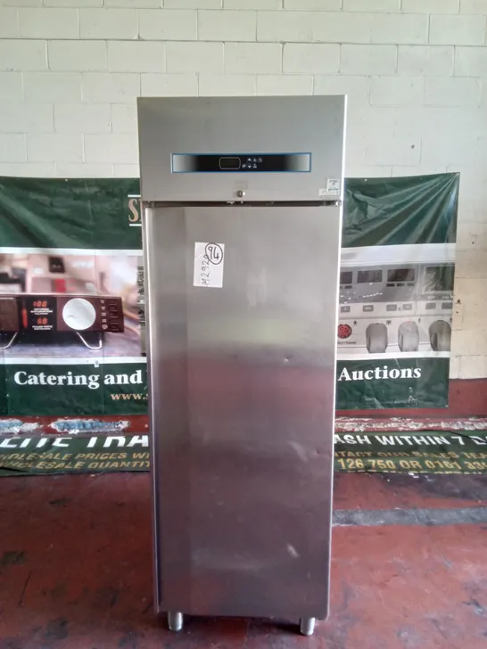 COMMERCIAL FREESTANDING SINGLE FRIDGE 