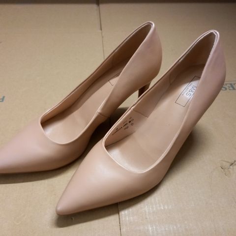 M&S COLLECTION HIGH HEELED SHOES IN NUDE - UK 8