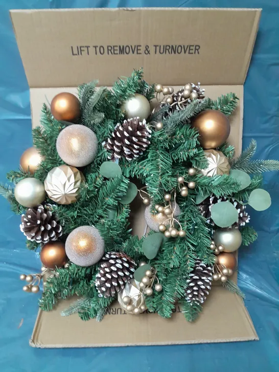 COPPER AND GOLD PRE-LIT FESTIVE WREATH RRP £39.99